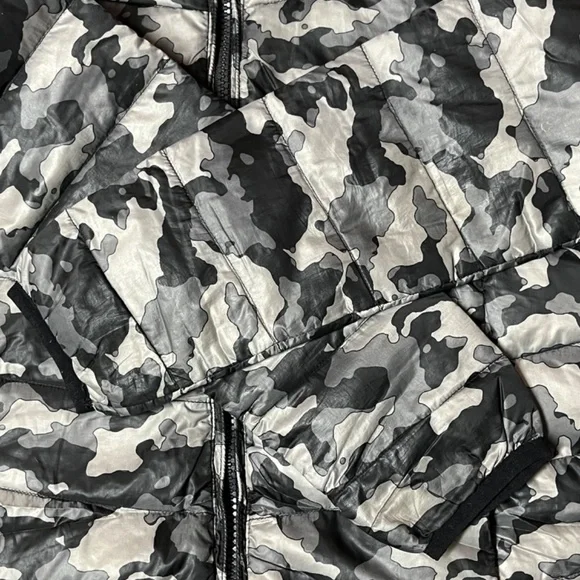 Packable kid’s down jacket - Picture 6 of 6